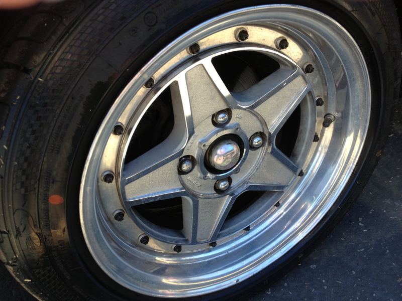 Illustration for article titled Japanese Classic Car Show - Wheels